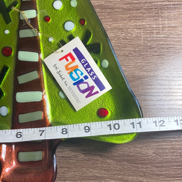 NWT Glass Fusion Green Christmas Tree Plate by Silvestri - Picture 3 of 6